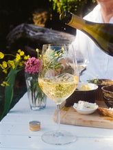 Load image into Gallery viewer, Staindl Wines Gewürztraminer 2021